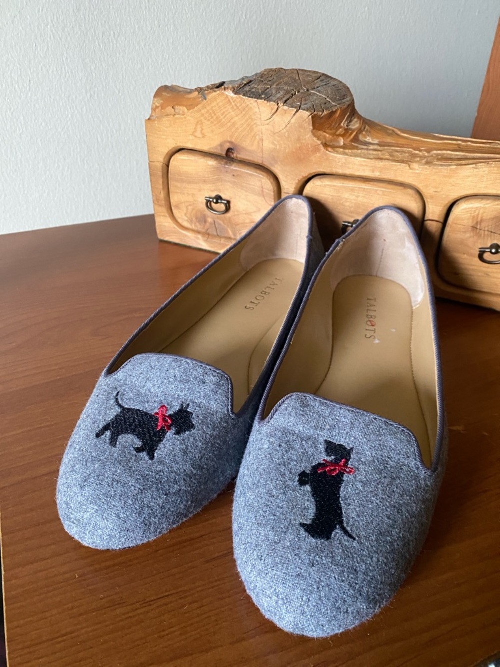 Talbots Georgina flats with embroidered scotty dog